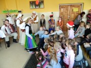  - Lekcja o kulturze i tradycjach ludowych naszego kraju w Osinie 2011r. - zdjęcie nr 12